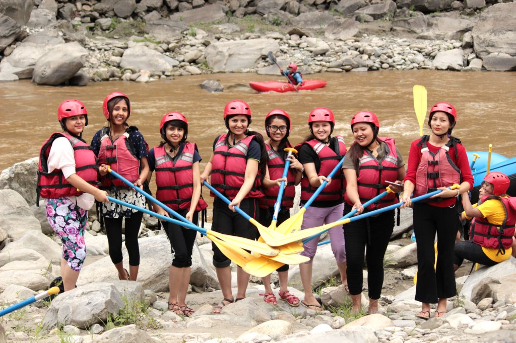 Bhotekoshi River rafting for 2 hours after that fresh in the Sukute resort which is around Sukute Bazzar. Evening enjoy with Dj music and campfire. Overnight BBQ, live music with Dance party in Bhotekoshi Sukute rafting package. 