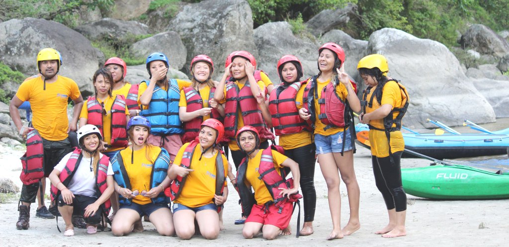 Enjoy the Sukute resort by rafting and Campfire 